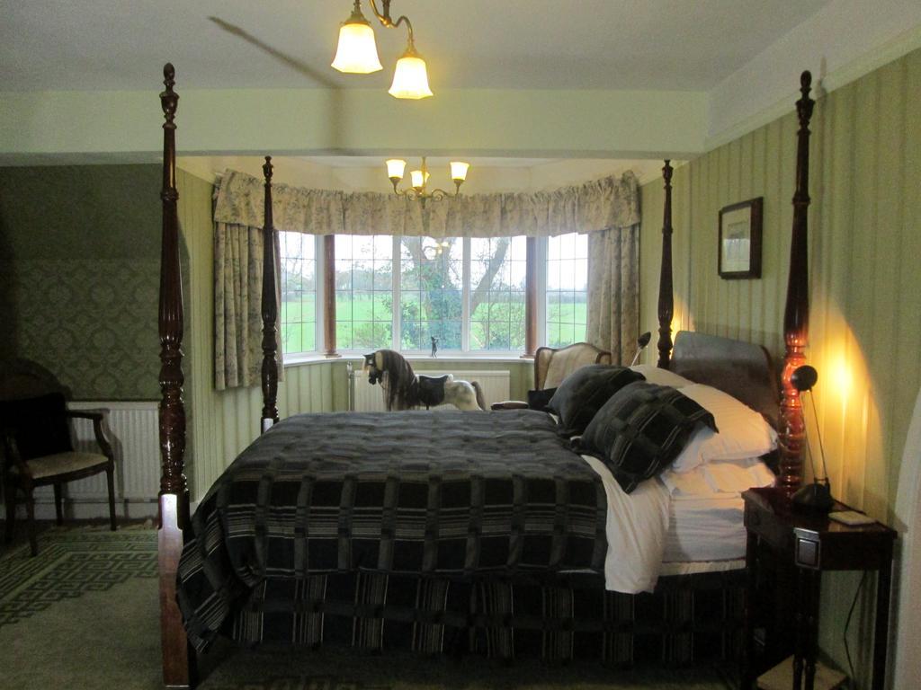 Crossways House Bed And Breakfast Ист-Каус Номер фото