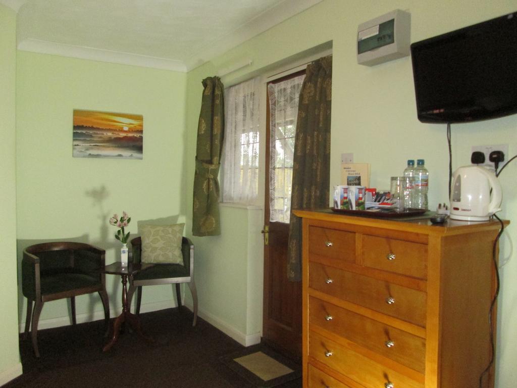 Crossways House Bed And Breakfast Ист-Каус Номер фото